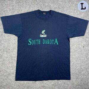 Vintage 90’s South Dakota Embroidered Fishing Tee Shirt
